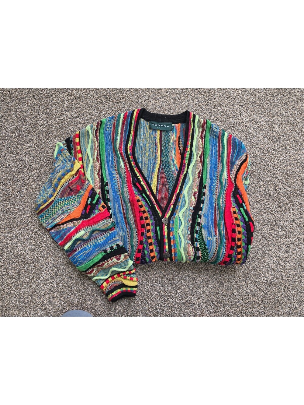Tundra Electric Wave Cardigan M | 90s V-Neck
